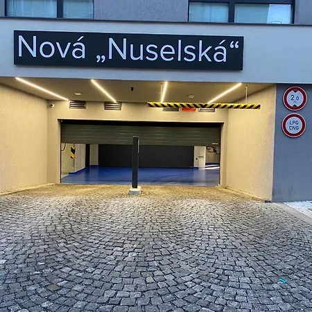 Nova Nuselska アパート *